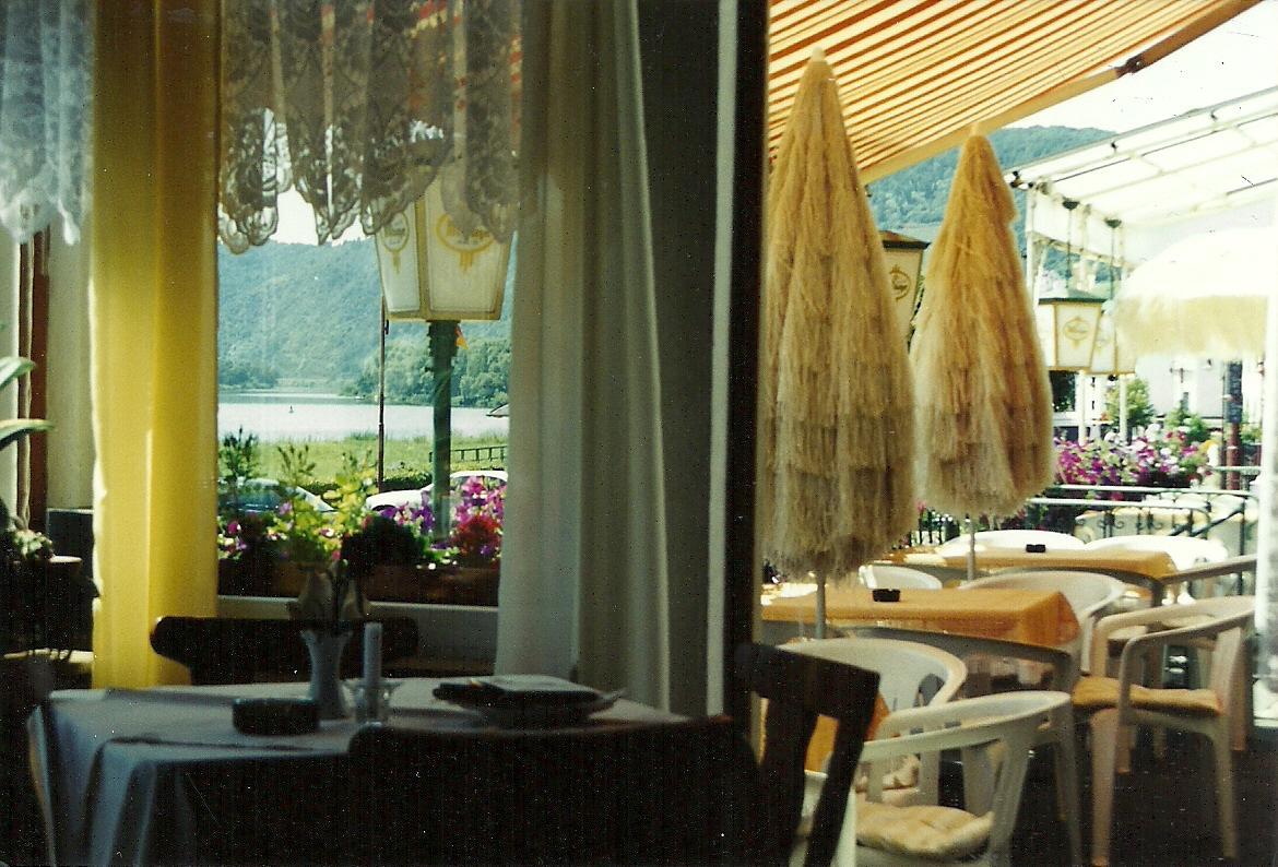 Gasthaus Zur Traube Hatzenport Экстерьер фото