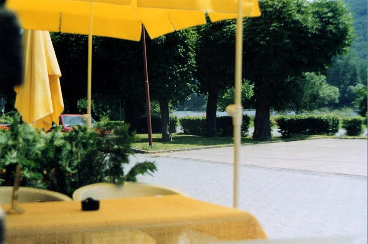 Gasthaus Zur Traube Hatzenport Экстерьер фото